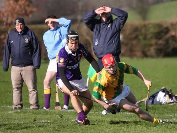 Click here for images of the AHL Division 1 clash against Faughs