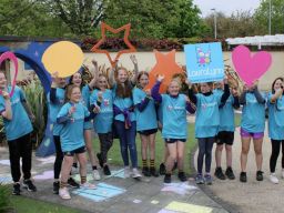Under 12 Girls Children’s support Laura Lynn for their upcoming Hospice Week campaign which runs from 15th – 21st May. 