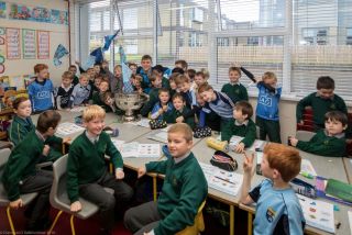 Sam comes to visit Hollypark