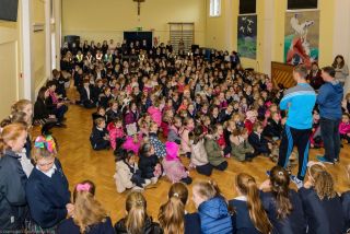 Sam comes to visit Mount Anville