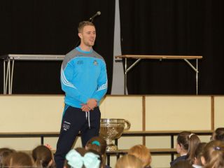 Sam comes to visit Mount Anville