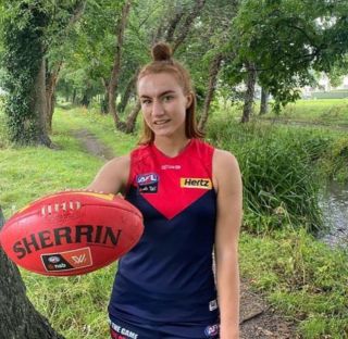 Lauren Magee Heads Down Under