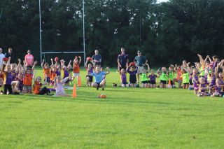 Lauren Magee visits under 10's Ladies Football & Camogie