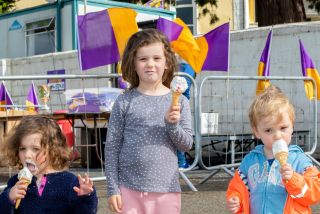 Celebrating the Purple and Gold - Great day at Glenalbyn!