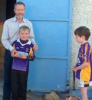 Crokes players with Sean Kelly