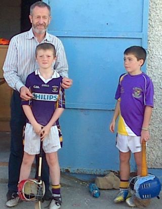 Crokes players with Sean Kelly