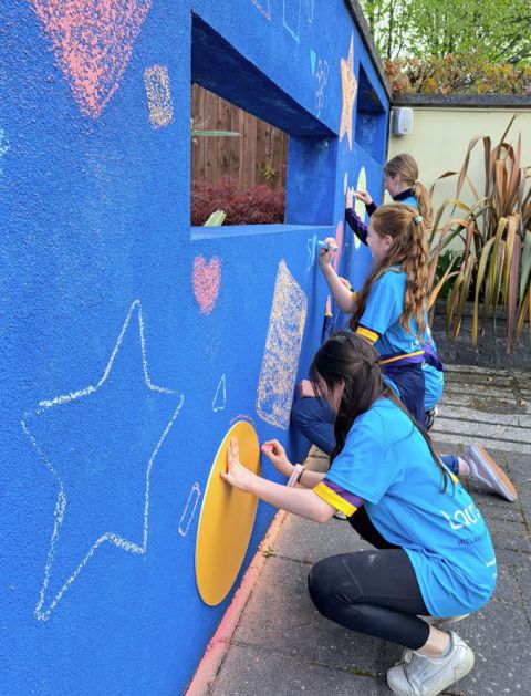 Under 12 Girls Children’s support Laura Lynn for their upcoming Hospice Week campaign which runs from 15th – 21st May. 